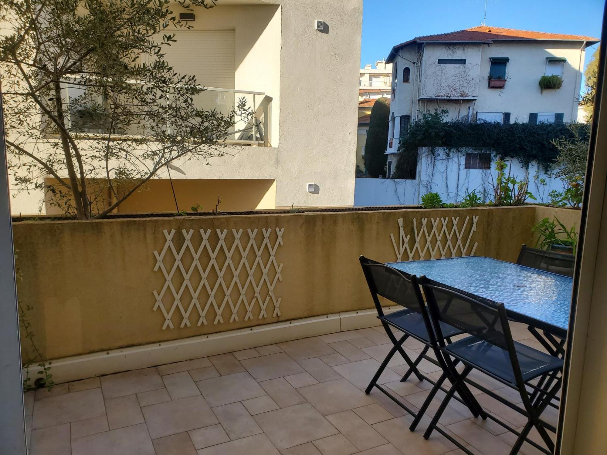 Le Pin Dore Antibes Ngoại thất bức ảnh
